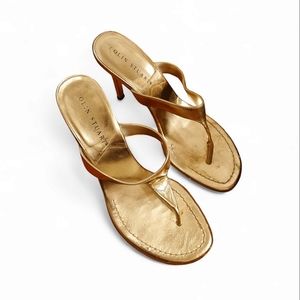 COLIN STUART Gold-colored Thong Heels